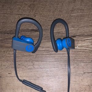 Bluetooth PowerBeats 3